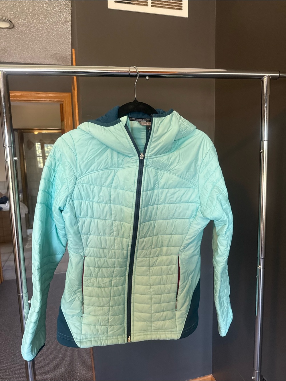 Smartwool Women's Light Aqua Quilted Hooded Puffer Jacket